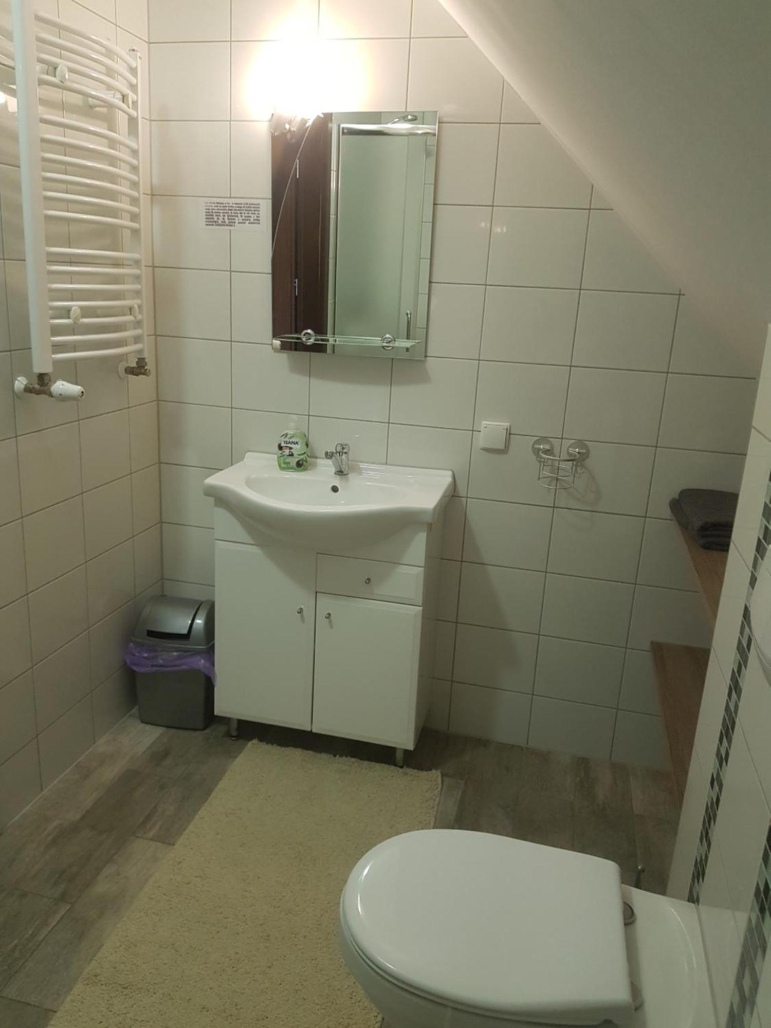 Stas -Przy Szkole Nr 3 W Skawie Skawa Екстериор снимка